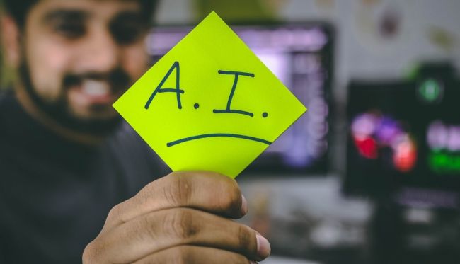 Por qué incorporar inteligencia artificial en la atención al cliente por chat